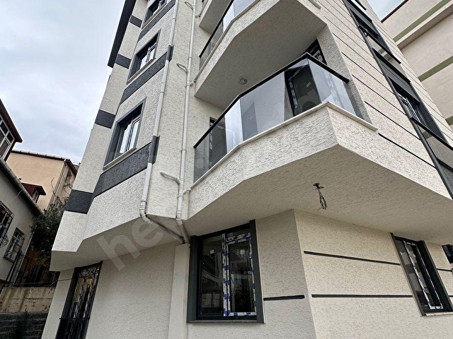 SIFIR BİNA 1. SINIF İŞÇİLİK ARAKATTA BALKONLU SPOTLU FERAH 2+1 - Görsel 2