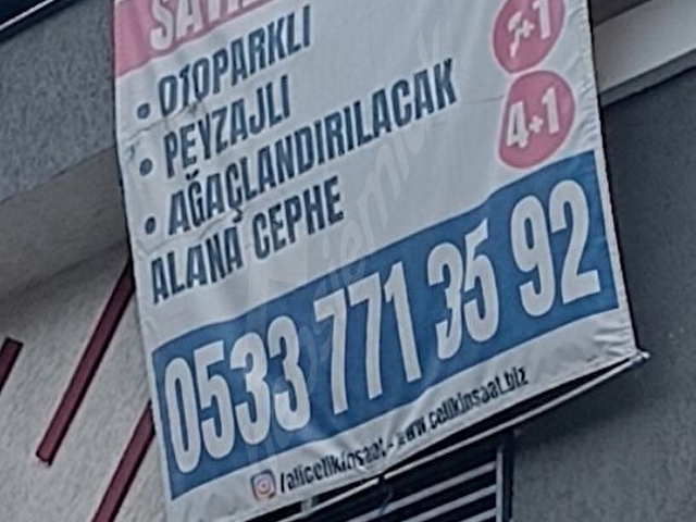 Sitede Satılık Sıfır Daire 3+1 Metro Yanında - Görsel 3