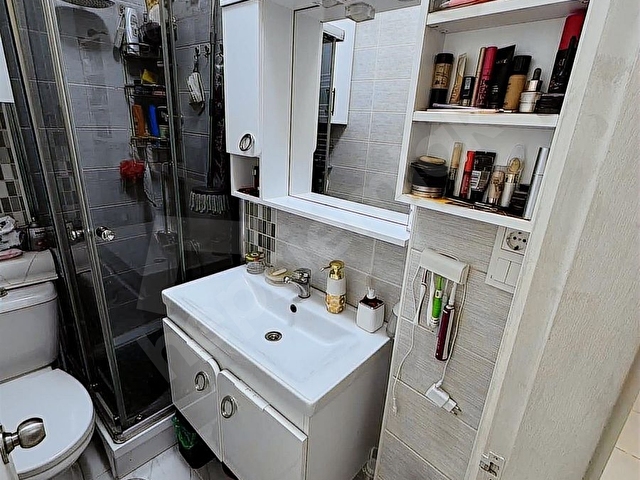 HÜRRİYET MAHALLESİ CADDEYE ÇOK YAKIN 2+1 TEMİZ SATILIK DAİRE - Görsel 24