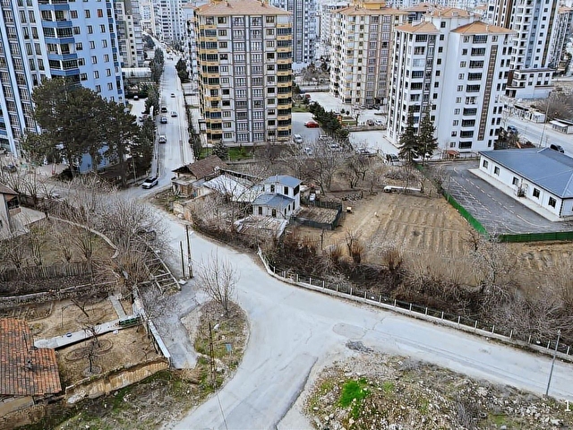 ENES IŞIK tan TİCARİ + KONUT İMARLI YATIRIMLIK ARSA - Görsel 8