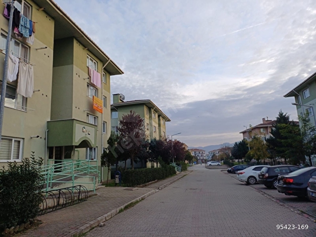 DÜZCE-ÇAVUŞLAR TOKİDE-KREDİYE UYGUN-SATILIK 2+1 ORTA KAT DAİRE - Görsel 2