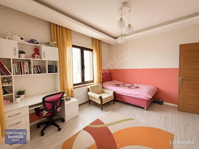 KOCAELİ KARAMÜRSEL DENİZ MANZARALI BAHÇELİ SATILIK DUBLEKS DAİRE - Görsel 9