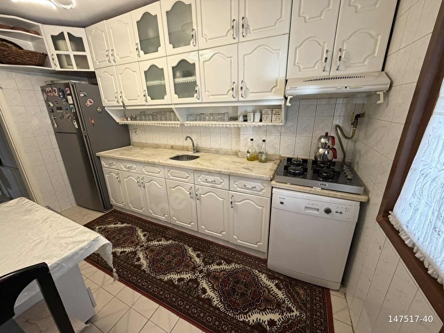 YUNUSTA SAHİLE MARMARAYA YÜRÜME MESAFESİN TEMİZ KİRALIK 3+1 - Görsel 24