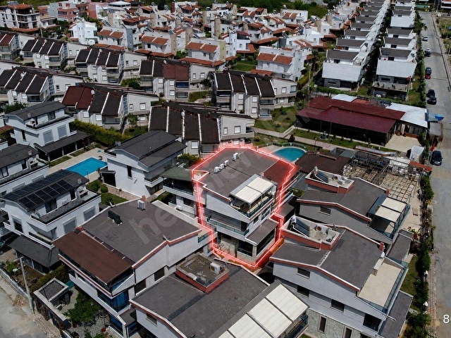 İzmir Gümüldürde Denize Sıfır Site İçerisinde | Satılık Villa - Görsel 2
