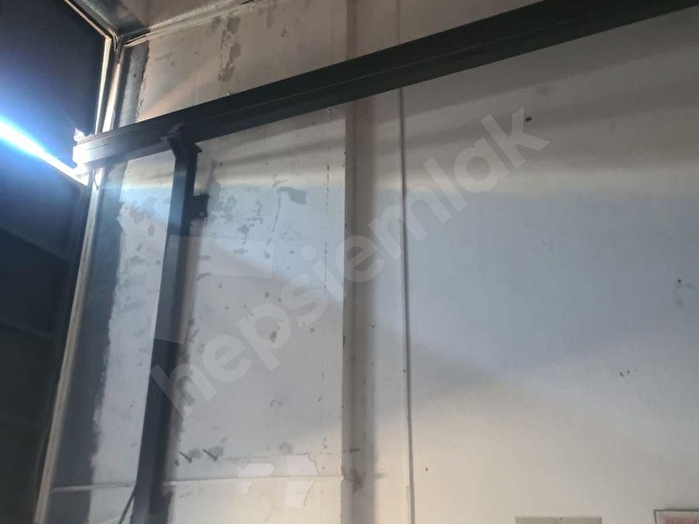 Çiftlikköy sanayide 100 m2 vinçli kiralık dükkan - Görsel 4
