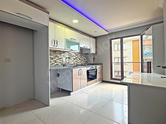 METROBÜSE 1 ADIM! KÖŞEBAŞI FERAH 2+1 SATILIK FIRSAT DAİRE - Görsel 4