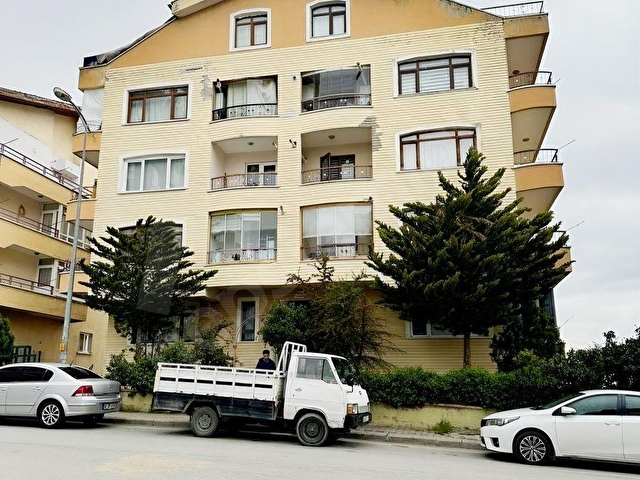 ANKARA MAMAK TÜRKÖZÜNDE 3 +1 BAĞIMSIZ SALON 125 M ARAKAT BAKIMLI - Görsel 28