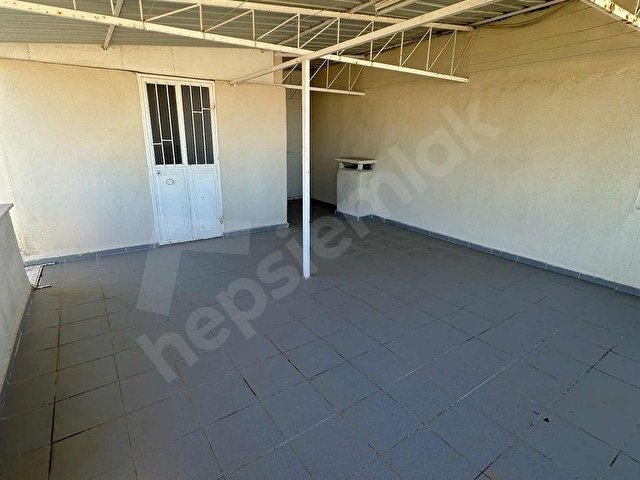 GÜZELÇAMLIDA DENIZE 50 METRE DENIZ MANZARALI SATILIK VILLA - Görsel 17