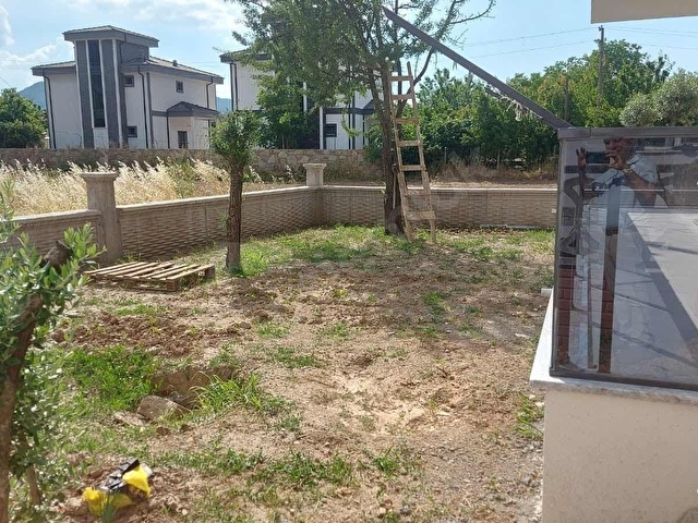 Ula Merkezde Lüx Sıfır Yerden Isıtmalı Kiralık Daire - Görsel 16