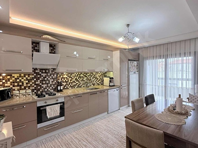 TURGUTLU YENİ MAHALLEDE SATILIK 4+1 ASANSÖRLÜ DAİRE - Görsel 3