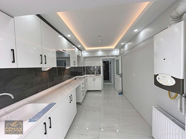 BAHÇELERÜSTÜ DÜZLÜKTE ARA KATTA ÖN CEPHE FULL YAPILI 3+1 SATILIK - Görsel 4