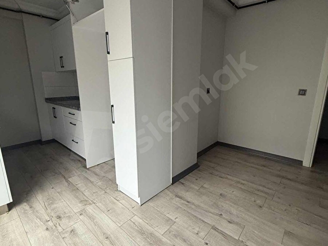 BULGURLU METROYA YÜRÜME MESAFESİNDE 3+1 120 M2 ARAKAT DAIRE - Görsel 24