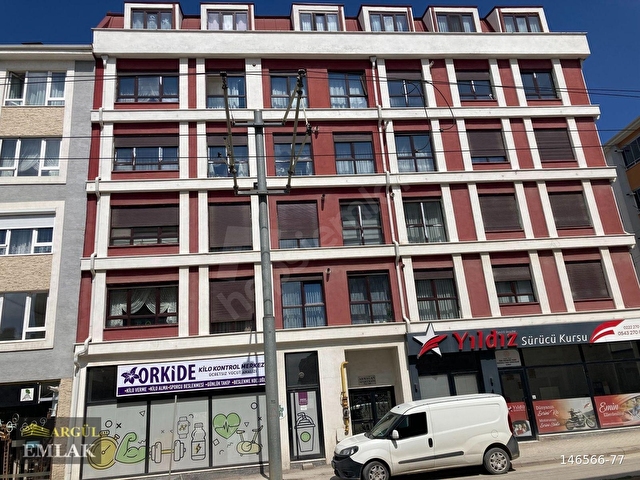 BİRLİK CADDESİNDE SATILIK 2+1 ASANSÖRLÜ DAİRE