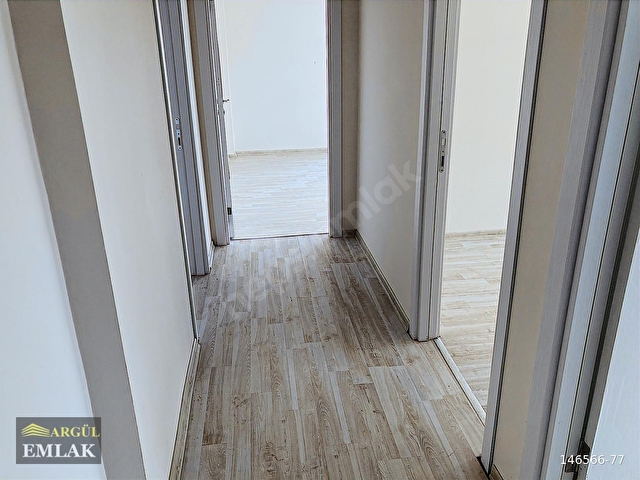 BİRLİK CADDESİNDE SATILIK 2+1 ASANSÖRLÜ DAİRE - Görsel 4