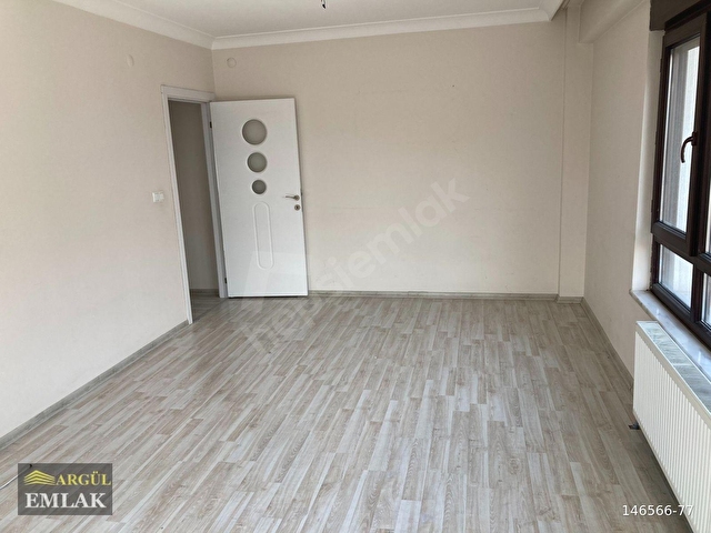 BİRLİK CADDESİNDE SATILIK 2+1 ASANSÖRLÜ DAİRE - Görsel 20