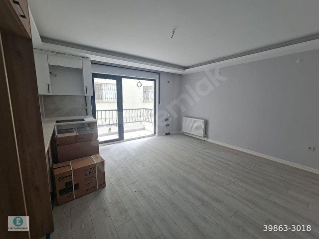 KÜÇÜKESAT BÜLBÜLDERESİ CADDESİNDE YENİ BİNA KATTA 1+1 KOMBİLİ BALKONLU ASANSÖRLÜ OTOPARKLI FULL - Görsel 4