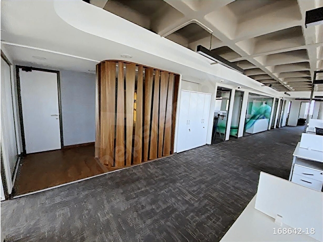 VEKO GİZ PLAZAda FULL DEKORASYONLU 450m2 OFİS KATI - Görsel 8