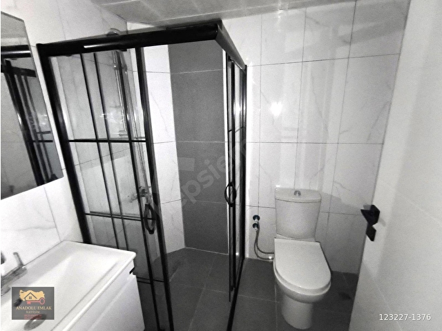 ANADOLU EMLAKTAN  CAĞDAŞ SOK .SALON BAĞIMSIZ ,KATTA  3+1   ÖN CEPHELİ ,ASANSÖRLÜ FERAH.GENİŞ DAİRE - Görsel 26