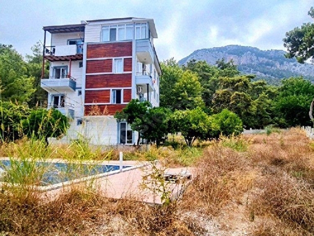 180 M2 Arsa PAYINA SAHİP Havuzlu Bahçe Katı 1+1