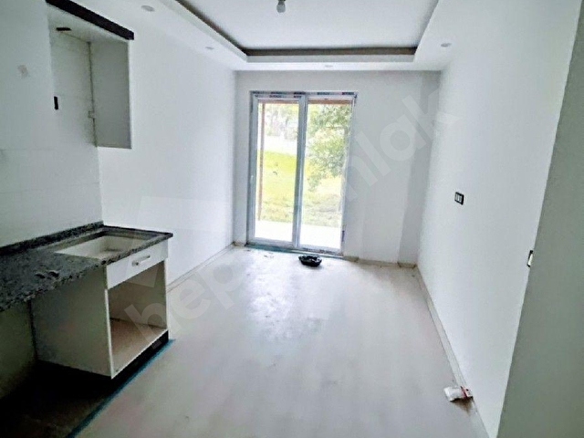 180 M2 Arsa PAYINA SAHİP Havuzlu Bahçe Katı 1+1 - Görsel 11