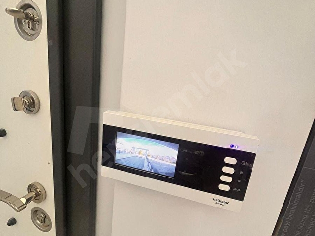 BEŞİKKAYA CADDE ÜSTÜ FULL YAPILI SATILIKI 3/1 İSKANLI DAİRE - Görsel 25