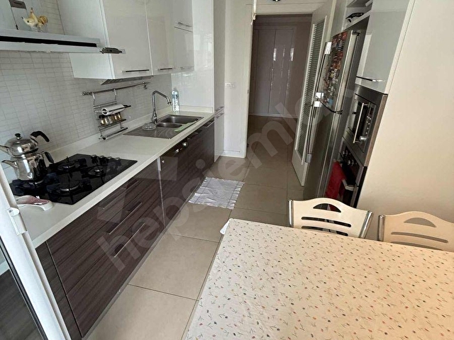 AVRUPA 3DE 2+1 122M2 FULL PEYZAJ EŞYALI KİRALIK DAİRE - Görsel 7