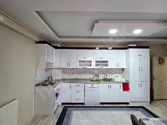 RIDVAN GÜVENÇ GAYRİMENKULDEN M AKİF MAHALLESİ SATILIK 3+1 DAİRE - Görsel 4