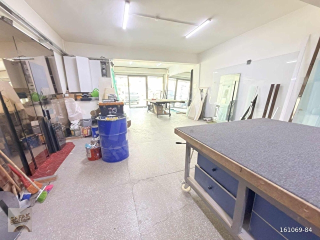 ŞAFAK İNŞAAT EMLAKTAN CADDE ÜZERİ DÜZ GİRİŞ 200 M2 DÜKKAN - Görsel 5