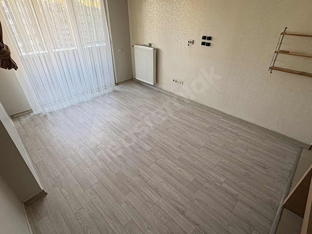 GÜMÜŞ RESİDENCE,1+1-72M2,BALKONLU,METR. 1DK,CADDE CEPHE/VİDEOLU - Görsel 3