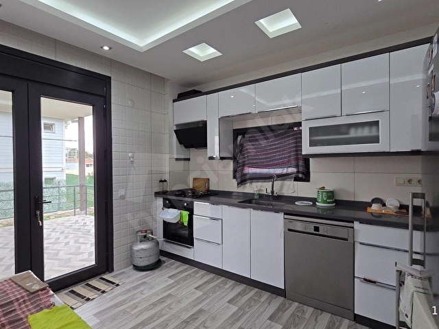 Aydın Didim Yeşiltepede Satılık 702m2 Arsa içerisinde Tam  Müstakil Eşyalı 6+1 Villa - Görsel 8