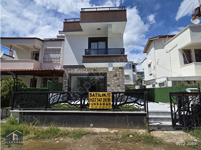 ALTINOLUK İLKBAHAR DAN DENİZE ÇOK YAKIN 4+1 TERASLI BAHÇELİ VİLLA - Görsel 4