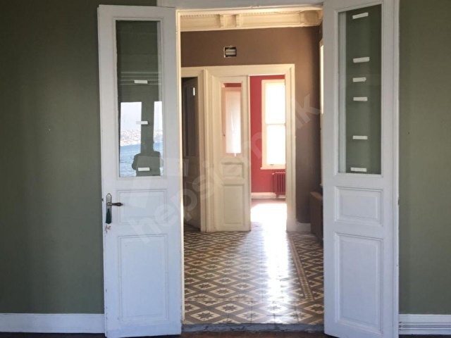 Beykoz Paşabahçede Kiralık Bahçeli Rıhtımlı Tarihi Yalı - Görsel 14