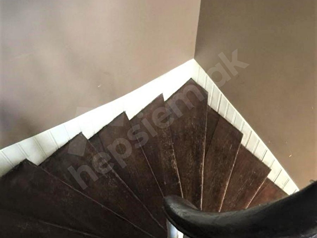 Beykoz Paşabahçede Kiralık Bahçeli Rıhtımlı Tarihi Yalı - Görsel 17