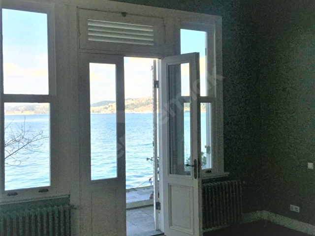 Beykoz Paşabahçede Kiralık Bahçeli Rıhtımlı Tarihi Yalı - Görsel 10