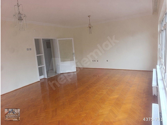 LİBYA CADDESİ ÜZERİNDE 3+1 GENİŞ FERAH DAİRE ASANSÖRLÜ - Görsel 3