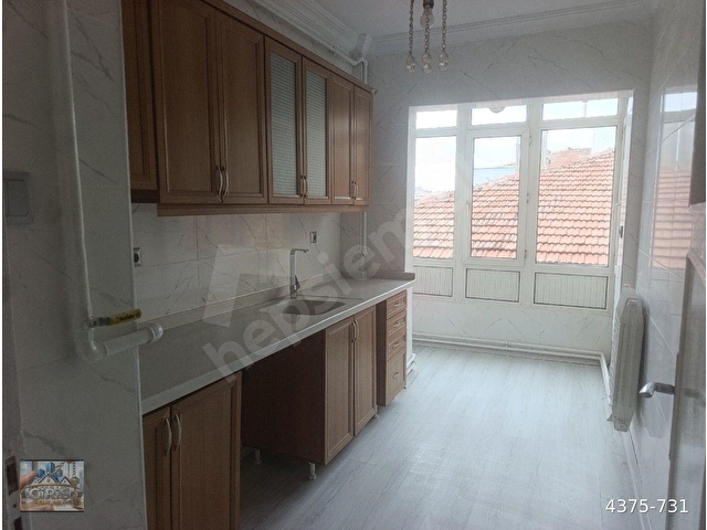 LİBYA CADDESİ ÜZERİNDE 3+1 GENİŞ FERAH DAİRE ASANSÖRLÜ - Görsel 10
