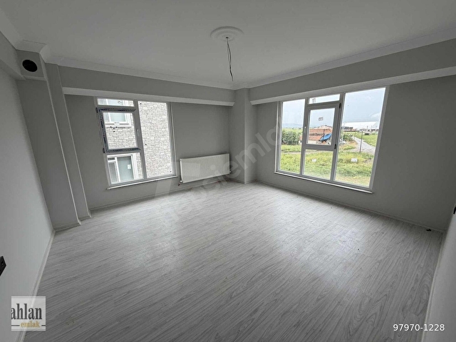 ŞAHLAN EMLAKTAN KİRALIK SIFIR DAİRE - Görsel 4