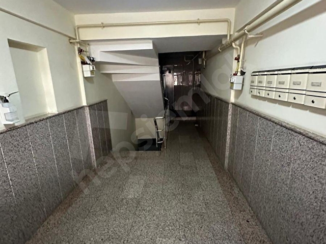 Çorlu Muhittin Mh. Site İçi Ara Kat 3+1 Satılık Daire - Görsel 9