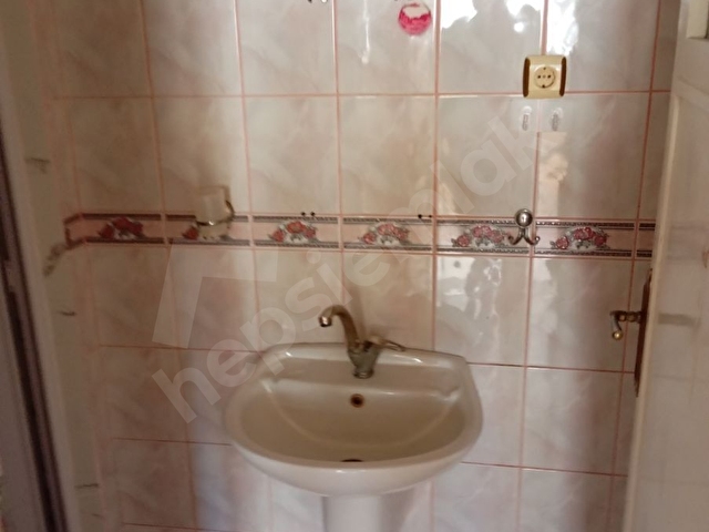 satlık bakımlı çarşı içi - Görsel 14