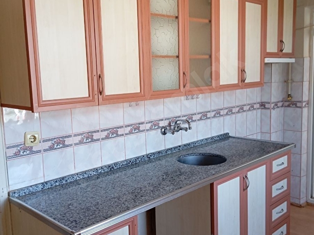 satlık bakımlı çarşı içi - Görsel 9