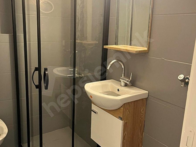 Güzelobada Rus Koleji  Yakını  Havuzlu 2+1 Lüx Giriş Katı - Görsel 23