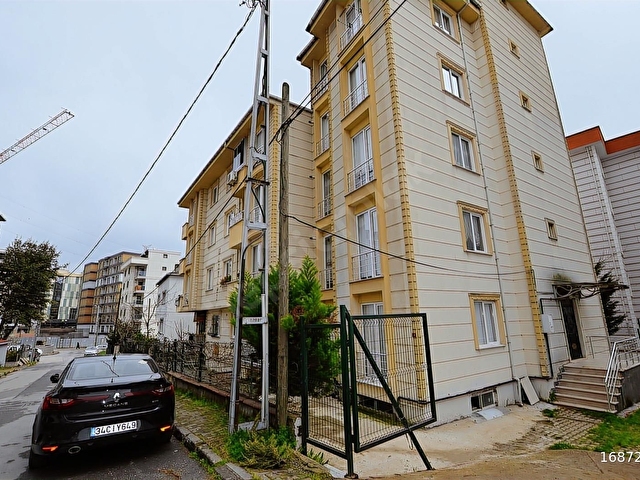 Kurtköy Merkezde Az Katlı İçi Yapılı 2+1 Satılık Daire - Görsel 26