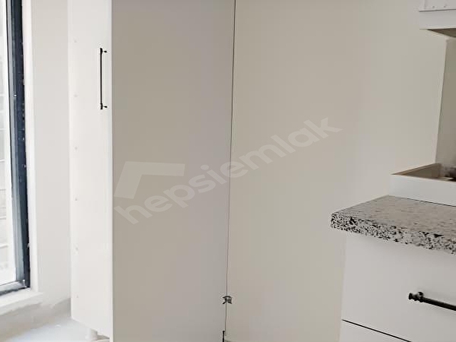 NADİR BULUNUR SIFIR 3+1 ( NET 120m2) 1.KAT ÖN 3 CEPHELİ - Görsel 12