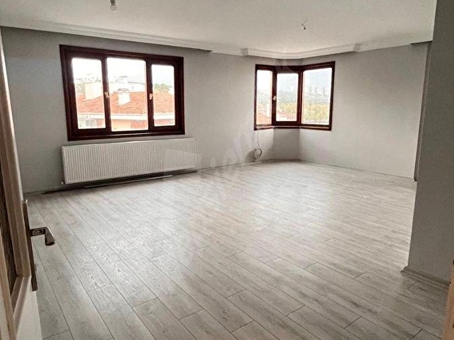 ÇİĞDEMDE KATTA BAKIMLI KOMBİLİ KAPALI GARAJLI GÜNEY BATI CEPHELİ OTURMAYA HAZIR BOŞ DAİRE - Görsel 2