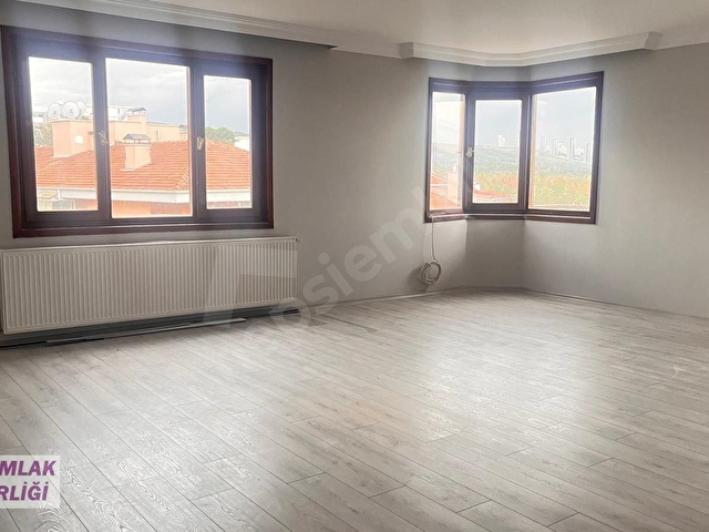 ÇİĞDEMDE KATTA BAKIMLI KOMBİLİ KAPALI GARAJLI GÜNEY BATI CEPHELİ OTURMAYA HAZIR BOŞ DAİRE
