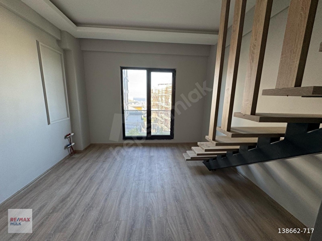 PELİTKÖY TOKİ YOLU ÜZERİNDE KİRALIK 1+1 LOFT DAİRE - Görsel 13
