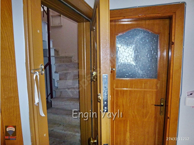 KADIKÖY YELDEĞİRMENİ İSKELE SOKAKTA GENÇ BİNADA ULAŞIMA CAFELERE ALIŞVERİŞE YAKIN 1+1 FIRSAT DAİRE - Görsel 11