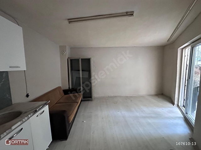 İnönü Cadde Yakını Satılık 20m² Fırsat Dükkan - Görsel 3