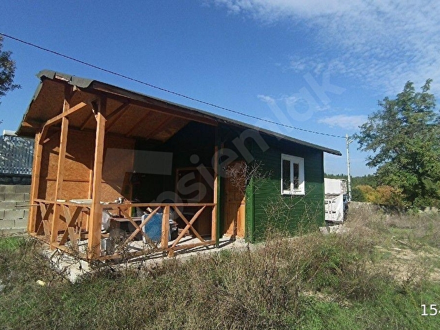 SAFRANBOLU ÇERÇEN KÖYÜNDE 712M2 İÇİNDE YENİ YAPILMIŞ AHŞAP EVİ OLAN SATILIK ARSA - Görsel 8