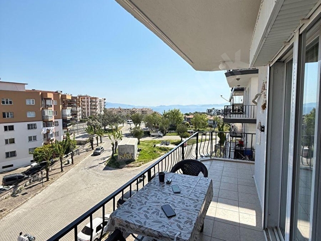 Kuşadası’nda Deniz Manzaralı 2+1 Daire - Görsel 9